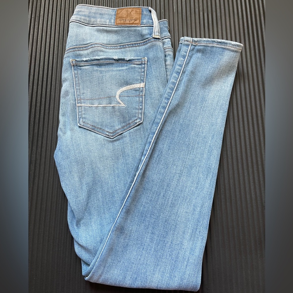 American Eagle Outfitters Light Jeans Women’s Size 6